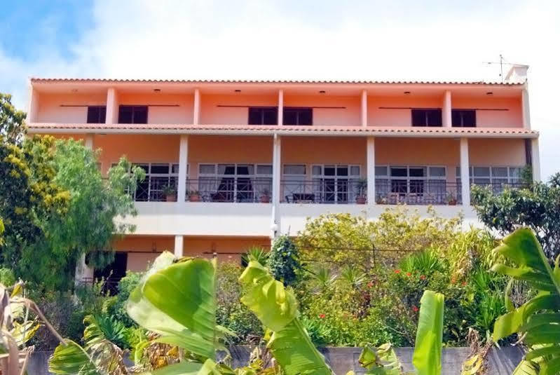 Al Moniz Hotel Água de Pena Екстериор снимка