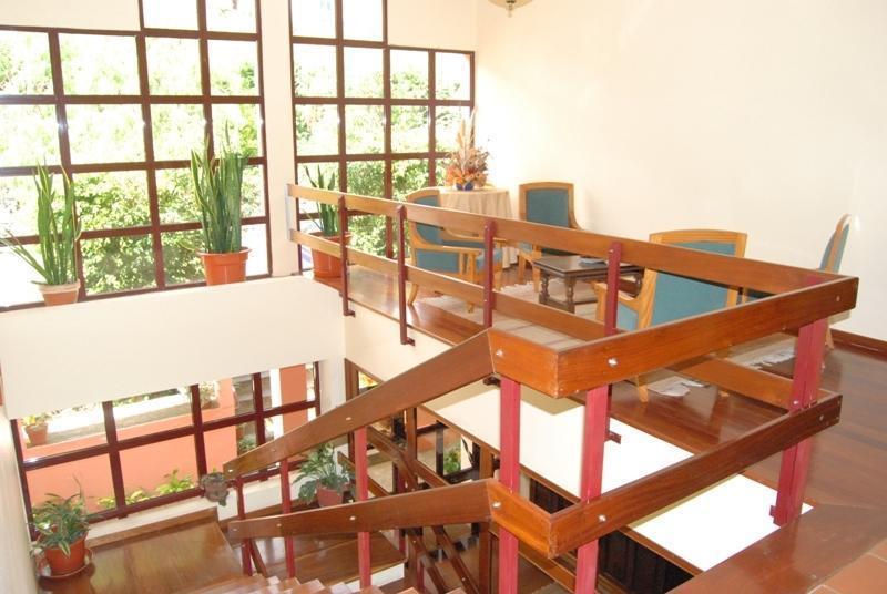 Al Moniz Hotel Água de Pena Екстериор снимка