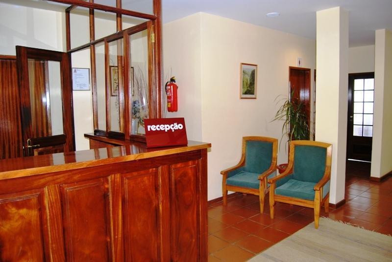 Al Moniz Hotel Água de Pena Екстериор снимка